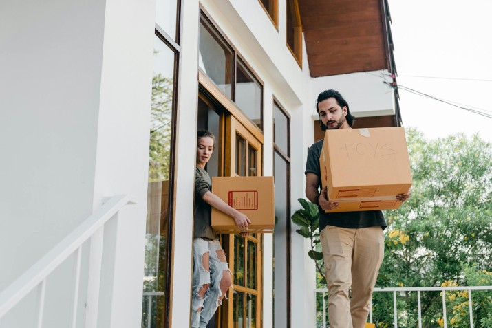 Antalya'da ev taşıma hizmetleriyle taşınma sürecinizi güvenle yönetin, profesyonel nakliye çözümleri ile hızlı ve sorunsuz taşınmanın keyfini çıkarın.